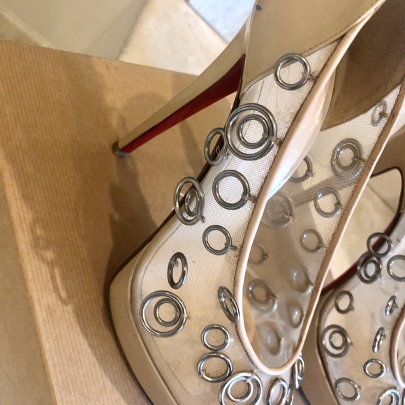 Christian Louboutin ladies shoes - Picture 2 of 5